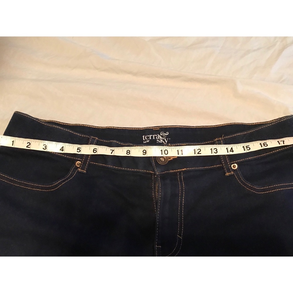Tera & Sky 14W  Denim Shorts